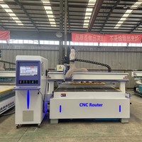 Machine de routeur CNC ATC de table en bois de 2000*3000mm avec garantie de qualité de table de travail sous vide d'alimentation automatique 5 ans
