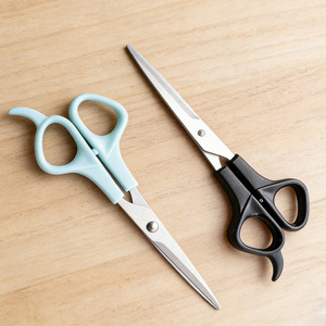 Cross-border hairdressing special stainless steel scissors, flat scissors for thinning and trimming bangs. - Product Image 3