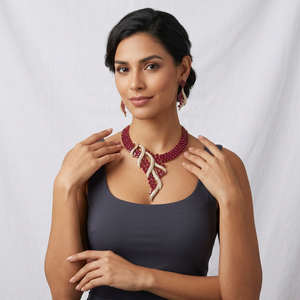 Juego de Joyería de Lujo en Latón con Circones Rojos Rubí, Chapado en Oro, Collar y Aretes de Novia Estilo Indio para Mujer, para Bodas - Product Image 1