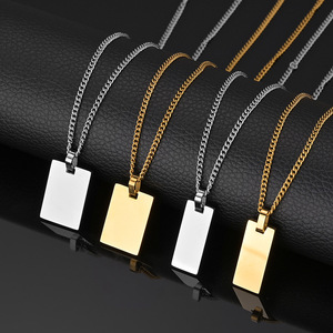 Collier Pendentif Gravé Personnalisé en Acier Inoxydable Plaqué <span class=keywords><strong>Or</strong></span> 18 Carats avec Photo et Lettre – Vente Flash - Product Image 2