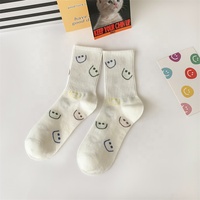 Chaussettes brodées pour femmes, motif floral, visage souriant, confortables, amusantes, style dessin animé, vente en gros