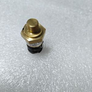 Capteur de pression d'huile RUIPEI 15047336 OEM pour excavatrice FH12 EW160B EW180B avec garantie de 6 mois - Product Image 2