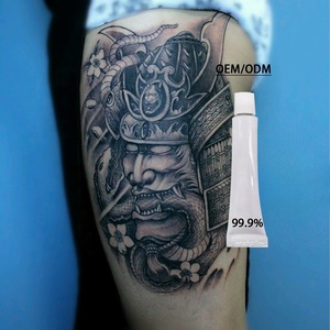 Crema para Tatuajes Orgánica Premium de 10G - Fórmula Hipoalergénica con Aloe Vera para Piel Sensible, Curación con Máquina PMU - Product Image 4