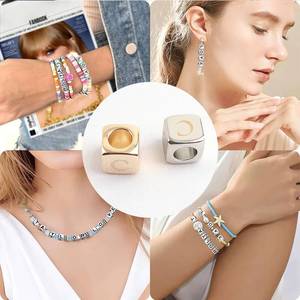 Pendentifs en forme de cube en métal de haute qualité avec effet d'électroplaqué durable, adaptés aux bijoux et aux accessoires de sacs - Product Image 3