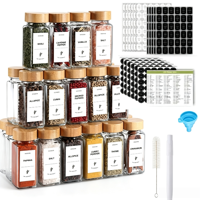 Ensemble d'Épices : 12 Bocaux Carrés en Verre avec Couvercles en Bois, Micro-ondables, Anti-Humidité, Bouteilles à Épices de 4 oz, Cadeau de Graduation pour la Cuisine