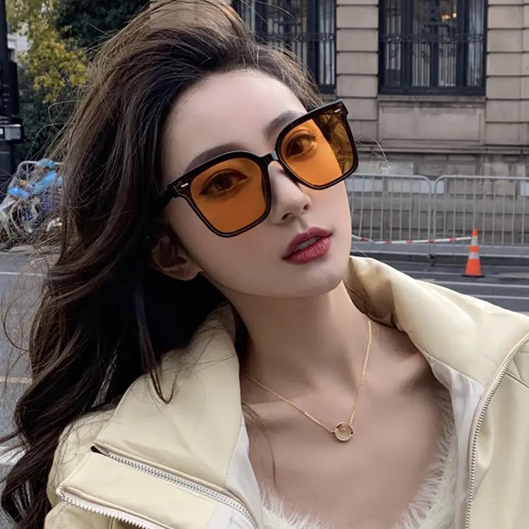 Beige Oversize Sunglasses Men Vintage Retro Sunglasses For Women Branded Classic Design Fashion UV400 Square Sun Glasses Unisex