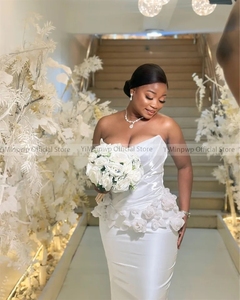 Vestidos de Novia con Flores, sin Tirantes, Estilo Corsé, Largo a la Rodilla, Rectos, para Jardín, África, Cortos, Civiles, Personalizados - Product Image 2