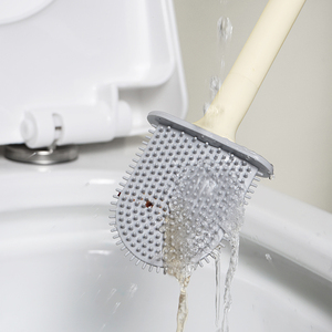 Brosse de toilette Sanga écologique en plastique noir, nouveau design plat et flexible pour le nettoyage de la salle de bain, style manuel avec fixation murale - Product Image 6