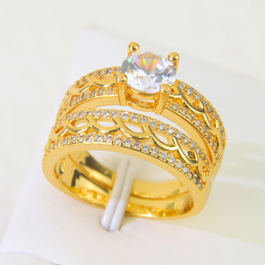 Anillos Apilables de Lujo con Circonita de Dubái, Chapados en Oro de 21k, Diseño Italiano, Anillos de Compromiso y Boda para Parejas - Product Image 4