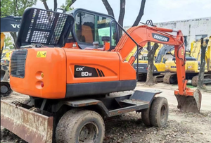 Mini-excavatrice sur roues DOOSAN 60W DX60W d'occasion, 6 tonnes, amphibie, en bon état, à vendre - Product Image 2