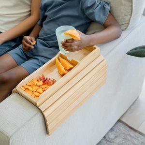 Plateau d'<span class=keywords><strong>accoudoir</strong></span> en bambou <span class=keywords><strong>pour</strong></span> canapé table pliable avec porte-gobelet <span class=keywords><strong>organisateur</strong></span> <span class=keywords><strong>de</strong></span> rangement <span class=keywords><strong>pour</strong></span> boissons téléphone collations <span class=keywords><strong>pour</strong></span> canapé <span class=keywords><strong>fauteuil</strong></span> - Product Image 1
