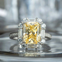 Conception géométrique chaude femmes jaune cristal cubique zircone anneaux pour la fête de mariage bijoux de mode grandes pierres gemmesGJZ0555