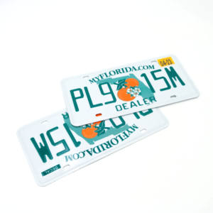 Plaque d'immatriculation souvenir personnalisée en plastique noir USA, imprimée UV sur métal aluminium, décoration pour la maison - Product Image 4