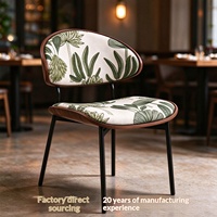 Tables et chaises de restaurant sur mesure de style médiéval en fer forgé pour cafés, salons de thé, salles d'accueil et restaurants de fondue