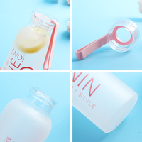 Bouteille d'eau en verre givré, ml, de haute qualité, avec couvercle, poignée en Silicone colorée, Portable, pour enfants, à l'extérieur, à la mode