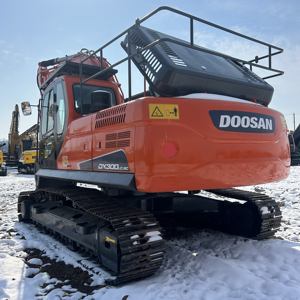 รถขุด Doosan DX300LC 5 มือสอง ขนาด 30 ตัน เครื่องยนต์ Isuzu Tier 3 ไม่มี DEF ปี 2024 บุ้งกี๋ 1.27 เมตร ปั๊มสำหรับงานหนัก งานดิน และงานเหมือง - Product Image 1