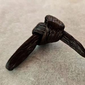 Gousse de vanille biologique Pompona non fendue de Madagascar, préparation traditionnelle séchée fabriquée en France, 18-21 cm, 1 kg - Product Image 5