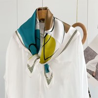 Foulard carré 70x70cm en soie de mûrier 100% pour femme, imprimé numérique personnalisable, ourlet fait main, collection printemps