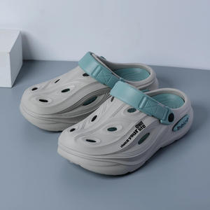 Sabots d'été pour hommes Belce, blancs, en EVA, antidérapants, à semelle épaisse, pour la plage, décontractés, sportifs, talon de 2-3 cm - Product Image 3