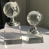 Trophées en cristal ADL Globe en verre Trophées de récompense gravés au laser pour les entreprises Souvenir personnalisé Trophées en cristal Plaque de récompense