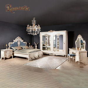 Set <span class=keywords><strong>Letto</strong></span> Matrimoniale <span class=keywords><strong>Grande</strong></span> in Legno Massello Bianco e Oro, Stile Classico Europeo, Adatto per Camere <span class=keywords><strong>da</strong></span> <span class=keywords><strong>Letto</strong></span> e Uso Alberghiero di Alta Gamma. - Product Image 2