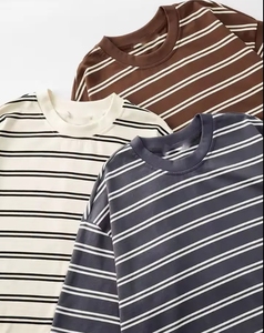 T-shirt da uomo a righe 2024 americana all'ingrosso mezza manica a tracolla 100% t-shirt estive di nuovo colore a contrasto - Product Image 5