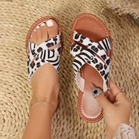 Sandales plates à brides croisées imprimé léopard pour femme, bout ouvert, pour l'été, décontractées, chaussures de plage - Tendance mode, souples