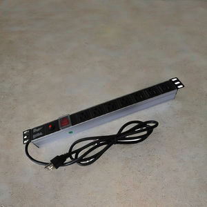 Protector de Sobretensión PDU para Rack de Servidor Tipo USA de 19 Pulgadas, Marca LE, con Cable de Aleación de Aluminio de 3x1.5mm y 2M - Product Image 1