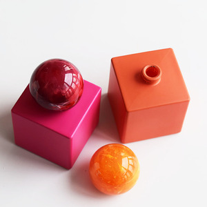 Flacone di <span class=keywords><strong>profumo</strong></span> di lusso quadrato da 50ml vendita calda bottiglia di <span class=keywords><strong>profumo</strong></span> <span class=keywords><strong>rosa</strong></span> atomizzatore <span class=keywords><strong>profumo</strong></span> bottiglia di cristallo <span class=keywords><strong>naturale</strong></span> <span class=keywords><strong>profumo</strong></span> di vetro - Product Image 3