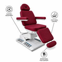 Table de traitement électrique rouge et blanche avec commande par pédale, repose-jambes 3 sections, base métallique, hauteur réglable, pour massage et salon de beauté