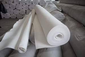 Tessuto Geotessile Non Tessuto Agugliato in Fibra di Poliestere su Misura per Costruzione Stradale e Drenaggio di Discariche - Product Image 3