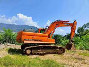 Excavadora de orugas Doosan Dx260Lc usada de alta calidad CE, sistema hidráulico usado de segunda mano listo para enviar - Product Image 2
