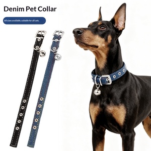 <span class=keywords><strong>Collar</strong></span> de Cuero Estilo Vaquero Clásico de Tamaño Mediano para Perros y Gatos, Personalizado con Patrón Animal y Campana - Product Image 3