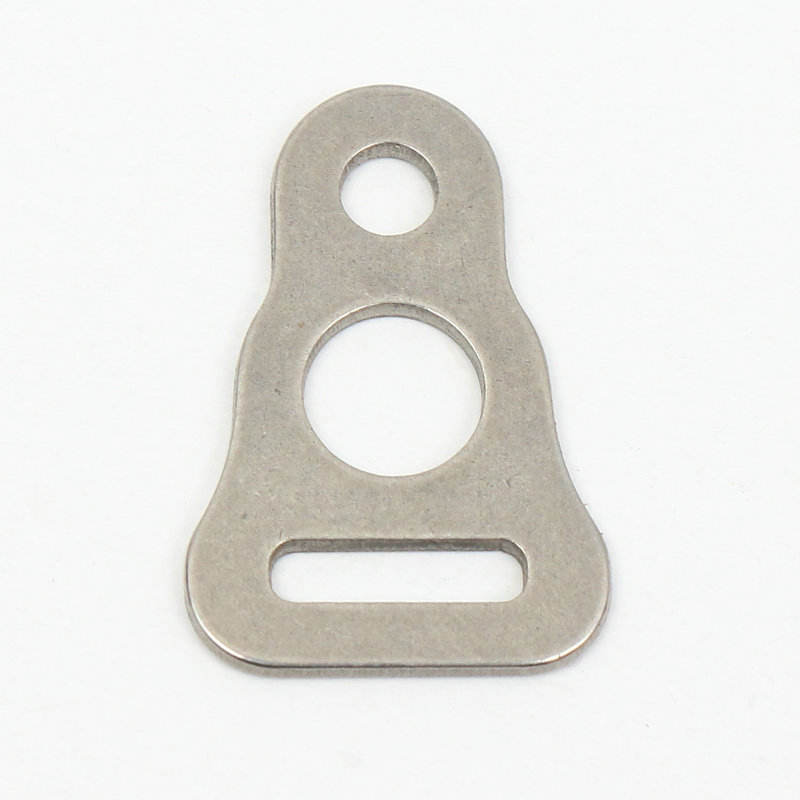 แผ่นสแตนเลสสามรู (2.2*3.9)