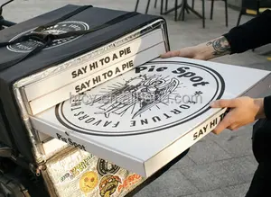 Fast Delivery Time Reusable Glossy Lamination Print Portable Fast Food Packaging Delivery Pizza Box With Handle