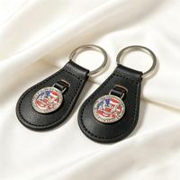 Pendentif badge métallique rond émaillé personnalisé en forme de goutte d'eau classique, accessoire de sac, porte-clés en cuir PU pour souvenirs de club de vétérans