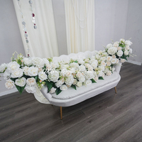Luxuriöser, hochwertiger, handgefertigter weißer Rosen-Tischläufer, breit in der Mitte und schmal oben, 200 cm, für Hochzeiten, Hotels und Veranstaltungen.