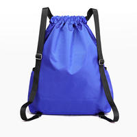 Sac à dos de sport imperméable en polyester de haute qualité, réutilisable, avec cordon de serrage et poches, idéal pour la gym et les activités de plein air