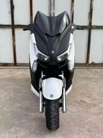 Scooters et motos sportives d'occasion pour l'aventure et le plaisir