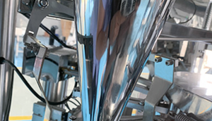 เครื่องบรรจุภัณฑ์อาหารแบบอัตโนมัติ HL8DF 50-3000 กรัม สำหรับฟิล์มและกระดาษแบบ Doypack  ความจุสูง ความแม่นยำสูง - Product Image 5