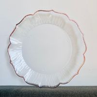 Belle décoration de table de mariage assiettes de présentation en or en gros assiettes à dîner en plastique