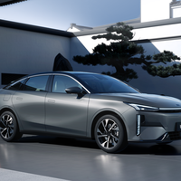 Modèle à succès pour Geely Galaxy L6 140 km EM-i, édition de base PHEV à succès avec autonomie de 60 km, voitures neuves berlines à prix abordable en stock