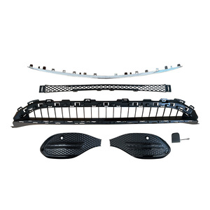 Tira Decorativa para Parachoques Delantero Mercedes-Benz A2068852401, Reemplazo con Clip para Clase C C200 206 Versión Estándar - Product Image 1