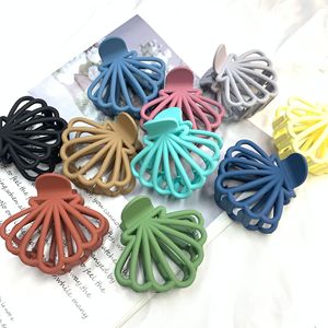 Pince à cheveux <span class=keywords><strong>femme</strong></span> <span class=keywords><strong>de</strong></span> haute qualité conception <span class=keywords><strong>de</strong></span> coquille évidée sablée Pc queue <span class=keywords><strong>de</strong></span> cheval griffe <span class=keywords><strong>de</strong></span> requin accessoires <span class=keywords><strong>de</strong></span> cheveux <span class=keywords><strong>de</strong></span> Style Simple - Product Image 2