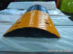 350*1000*70mm <strong>rubber</strong> <strong>speed</strong> bump CE <strong>rubber</strong> <strong>speed</strong> <strong>reducer</strong> - Product Image 4