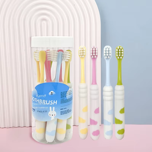 Brosse à dents pour enfants en nylon souple, design cartoon, taille standard, 3-12 ans, usage domestique, manche en plastique, protection des gencives, lot de dix - Product Image 3