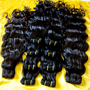 Extensiones de Cabello Humano Remy 100% Natural Negro Ondulado sin Procesar - Product Image 1