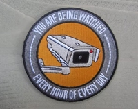 Patch brodé avec slogan de caméra de surveillance, patch de sécurité « Vous êtes surveillés » pour veste, sac à dos, vêtements streetwear, DIY