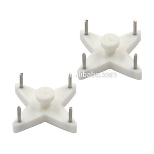Nouvelles Tendances 2021 : <span class=keywords><strong>Crochet</strong></span> en Plastique Invisible 4 Étoiles avec Clous Renforcés pour Accrocher les Horloges Murales - Product Image 2