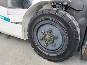 Carretilla elevadora diésel TCM de 2,5 toneladas de Japón usada para uso doméstico y reparación de maquinaria Serie 3T 5 T 10T 20T disponible para la venta - Product Image 6